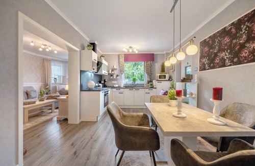 Kurrenberg Apartamento | Apartamento vacacional 'Moselburgblick' con vistas a la montaña y Wi-Fi