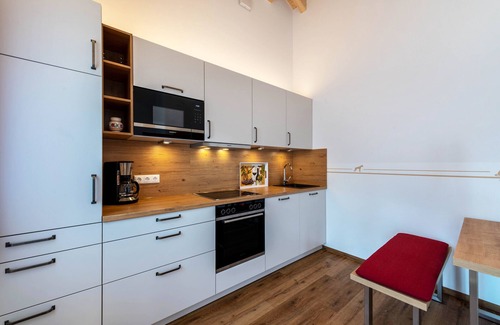 Oberhausen Apartamento | Apartamento vacacional Ronja con terraza descubierta y Wi-Fi