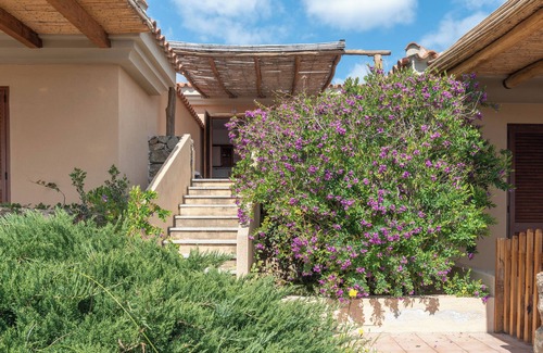 Capo d'Orso Casa | Apartamento vacacional "Trilocale N8 - Porto Mannu" con vistas al mar y terraza