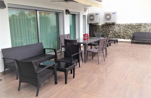 Peniche Villa | Holiday Calm Villa - Beach & Pool