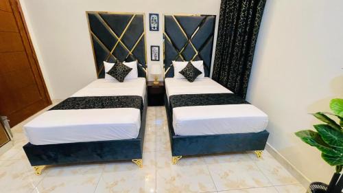 Lahore Hotel | Holiday Guest House Lahore
