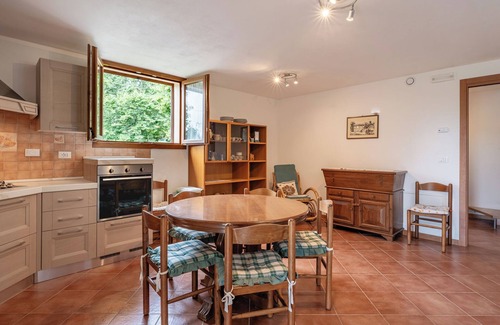 San Marcello Piteglio Casa | Casa de vacaciones 'Villetta Allegra' con vistas a la montaña, terraza privada y jardín privado