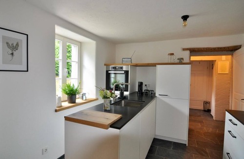 Baustert Casa | Holiday home Baustert - 6-bed holiday home shower and bath, toilet, 3 bedrooms