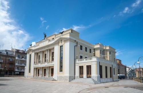 Crecchio Casa | Holiday Home Borgo Agrituristico Il Pino-1 by Interhome