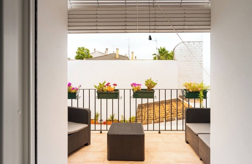 El Pedroso Casa | Casa de vacaciones 'Casa El Pedroso' con terraza privada, Wi-Fi y aire acondicionado
