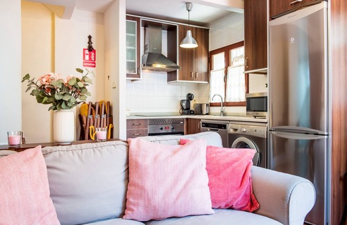 Piedralaves Casa | Casa de vacaciones 'El Cabildo' con patio privado y Wi-Fi