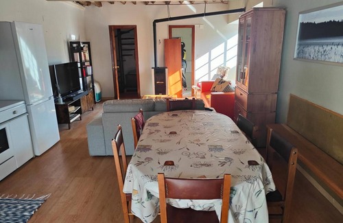 Ramil Apartamento | Casa de vacaciones Elena - con vistas a la montaña, jardín privado y Wi-Fi