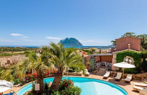 Porto San Paolo Casa | Holiday Home Erica 21 - Vista Village by Interhome