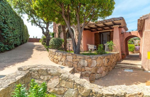 Porto San Paolo Casa | Holiday Home Erica 21 - Vista Village by Interhome