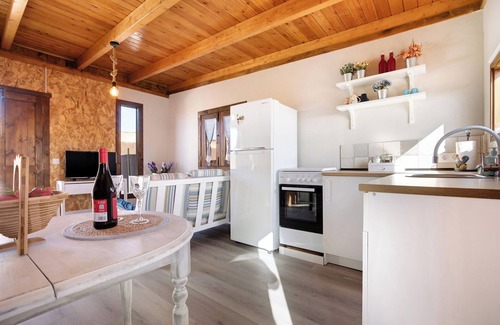 Puerto del Rosario Casa | Casa de vacaciones "Casa Barranco de la Sal" con vistas a la montaña y terraza privada