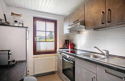 Althuttendorf Casa | Casa de vacaciones 'Engert Mit Holzofensauna' con terraza privada, jardín compartido y Wi-Fi