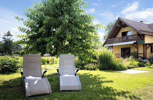 Althuttendorf Casa | Casa de vacaciones 'Engert Mit Holzofensauna' con terraza privada, jardín compartido y Wi-Fi