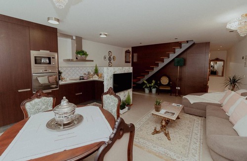 Ponte de Lima Cama Y Desayuno | Casa de Vacaciones 'Fonte Do Pinheiro Boutique' con Vista a la Montaña, Wi-Fi y Aire Acondicionado