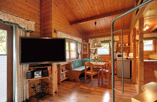 Gruenau Casa | Casa de vacaciones 'Haus Cürsgen - Blockhaus Jana' con terraza privada y Wi-Fi