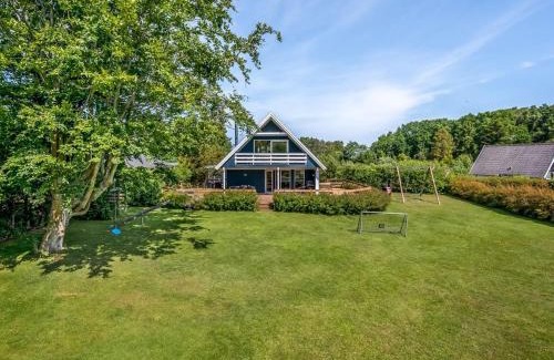 Bønnerup Strand Casa | Holiday Home Hekla - 150m from the sea by Interhome