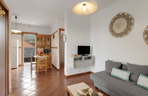 El Paso Casa | Casa de vacaciones 'La Casa Amarilla' con vistas a la montaña, jardín privado y Wi-Fi