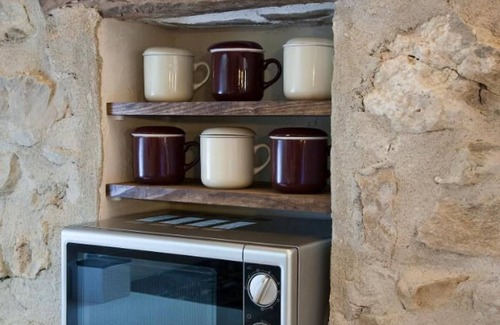 Culla Casa | Casa de vacaciones 'La Covarxella' con vistas a la montaña, piscina privada y Wi-Fi