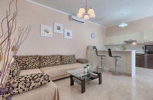 Zabrezani Casa | Holiday Home Liberat by Interhome