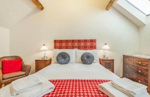 Cwmtirmynach Casa | Holiday Home Lyle