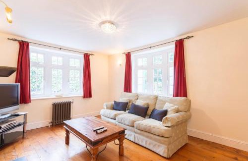 West Finchley Apartamento | Holiday Home of the Month! Finchley, Sleeps 5