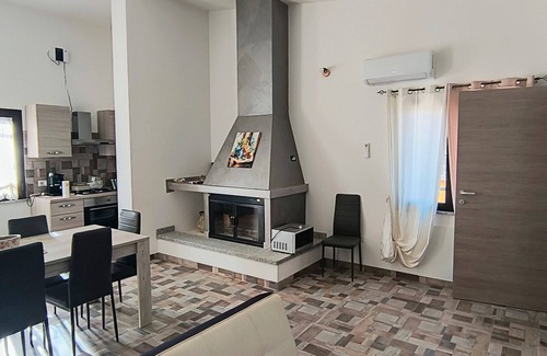 Villacidro Casa | Holiday Home 'Rifugio Gutturu E Forru' with Mountain View, Wi-Fi and Air Conditioning