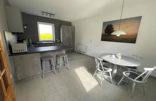 Rehna Casa | Casa de vacaciones "Pequeña casa en el campo" con jardín y Wi-Fi