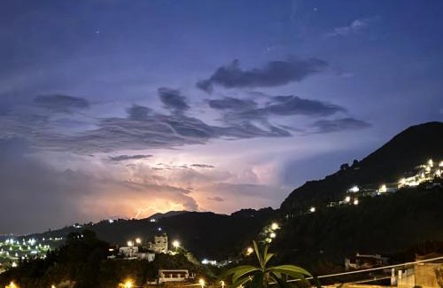 Lipari Historic Centre Apartamento | Holiday Home Tarinuzza