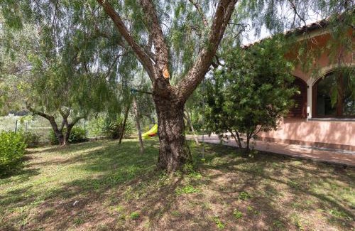 Cisano sul Neva Casa | Holiday Home Villa Trabbia by Interhome