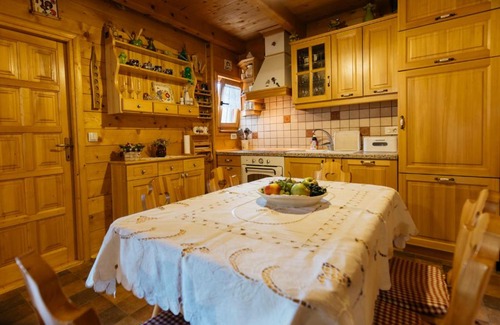 Lokve Casa | HOLIDAY HOUSE "JELENA", IN THE HEARTH OF NATURE, 5 mins walk to the lake, 30 mins by car to the Adriatic sea