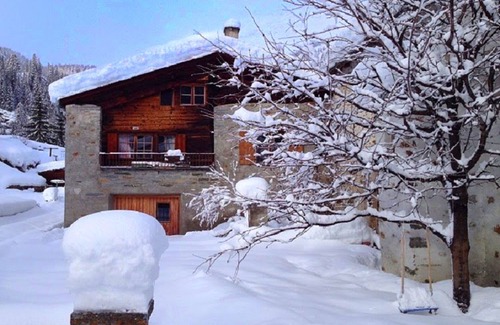 Poschiavo Casa | Casa de vacaciones soleada y rústica, 2-8 P, en Val Poschiavo, cerca de Engadin