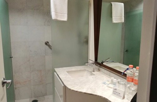 Benito Juárez Hotel | Holiday Inn Express and Suites Mexico City at the Wtc