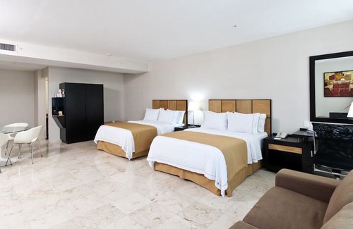 Ciudad del Carmen Hotel | Holiday Inn Express Ciudad Del Carmen by IHG