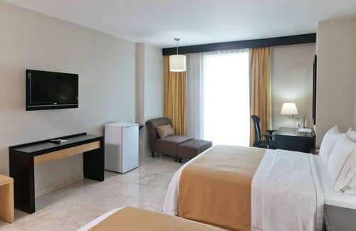 Ciudad del Carmen Hotel | Holiday Inn Express Ciudad Del Carmen by IHG