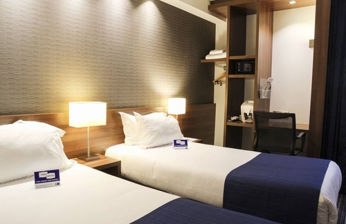 Amiens Hotel | Holiday Inn Express Amiens by IHG