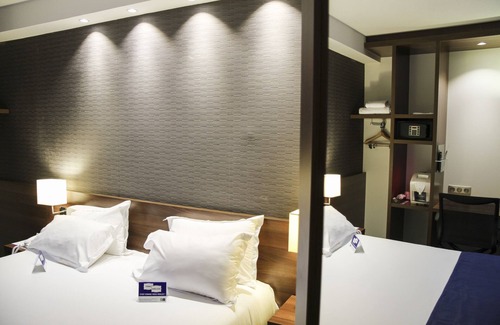 Amiens Hotel | Holiday Inn Express Amiens by IHG