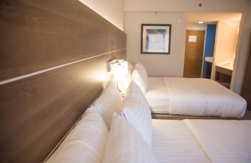 Easton Hotel | Holiday Inn Express Easton by IHG