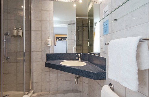 Seabrook Hotel | Holiday Inn Express Folkestone - Channel Tunnel by IHG