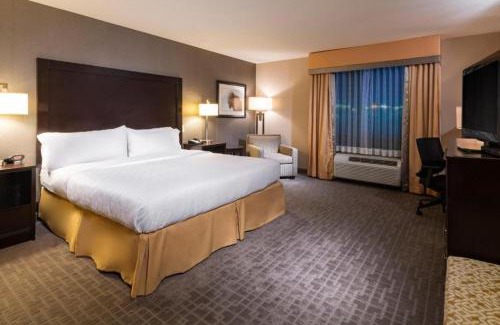 Hays Hotel | Holiday Inn Express Hays by IHG