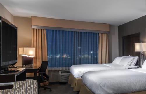 Hays Hotel | Holiday Inn Express Hays by IHG