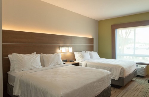 Natchitoches Hotel | Holiday Inn Express Hotel & Suites Natchitoches by IHG