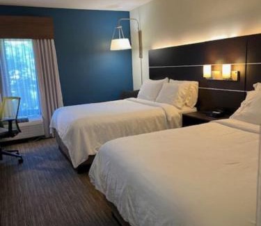 Fort Payne Hotel | Holiday Inn Express Hotel & Suites Fort Payne by IHG