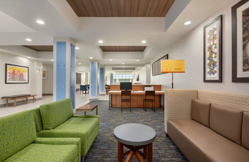 Merced Hotel | Holiday Inn Express Hotel & Suites Merced by IHG
