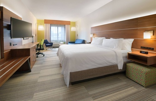Camden Hotel | Holiday Inn Express Hotel & Suites Camden by IHG