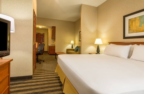 Manteca Hotel | Holiday Inn Express Hotel & Suites Manteca by IHG