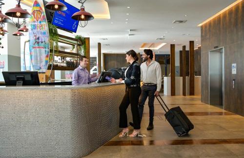 Newcastle West Hotel | Holiday Inn Express Newcastle by IHG