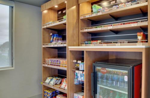 Pittston Hotel | Holiday Inn Express Pittston - Scranton Airport by IHG