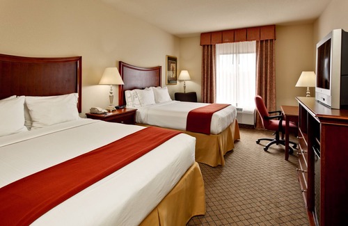Morristown Hotel | Holiday Inn Express & Suites Morristown by IHG