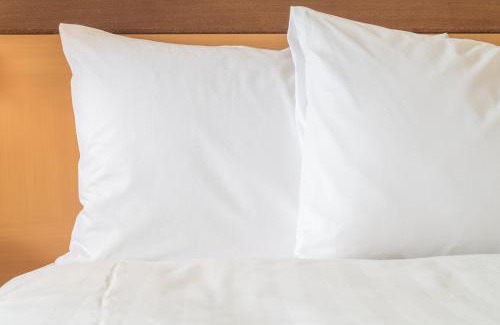 Brentwood Hotel | Holiday Inn Express & Suites Brentwood