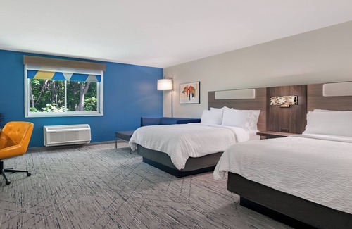 Pittsfield Hotel | Holiday Inn Express & Suites Pittsfield - Berkshires by IHG