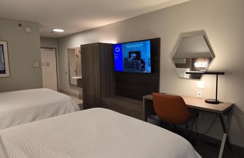 Smithfield Hotel | Holiday Inn Express & Suites - Smithfield/Selma by IHG